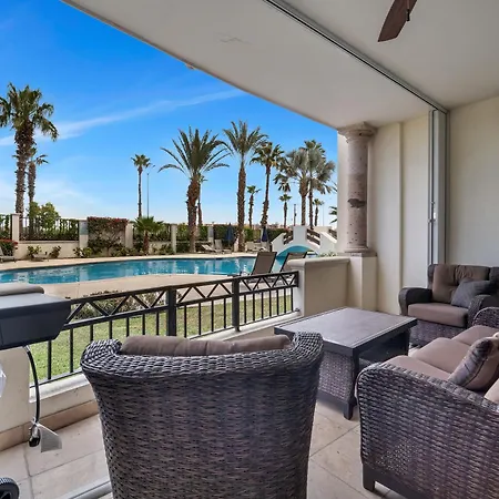 Upgrade Your Vacation In Style-Exclusive Poolside Condo!