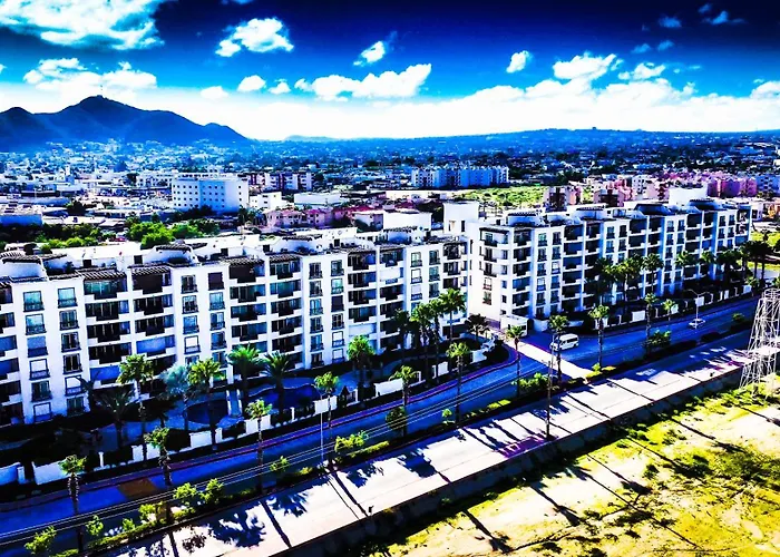 Apartment Casa Sirena- Secure & Private Poolside Retreat