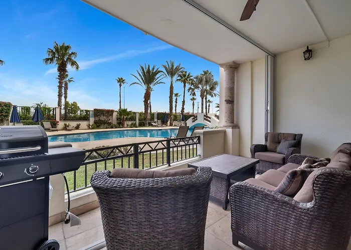Apartment Casa Sirena- Secure & Private Poolside Retreat *